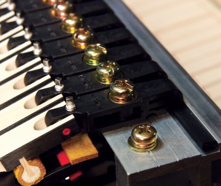 Machine Thread Action Screws